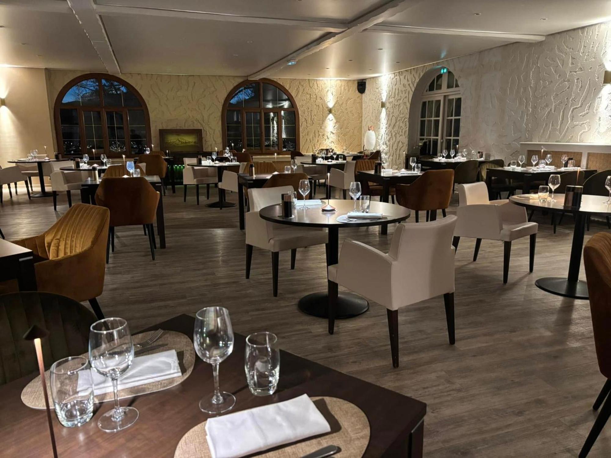 Sure Hotel By Best Western Saint-Quentin Ouest Holnon Esterno foto