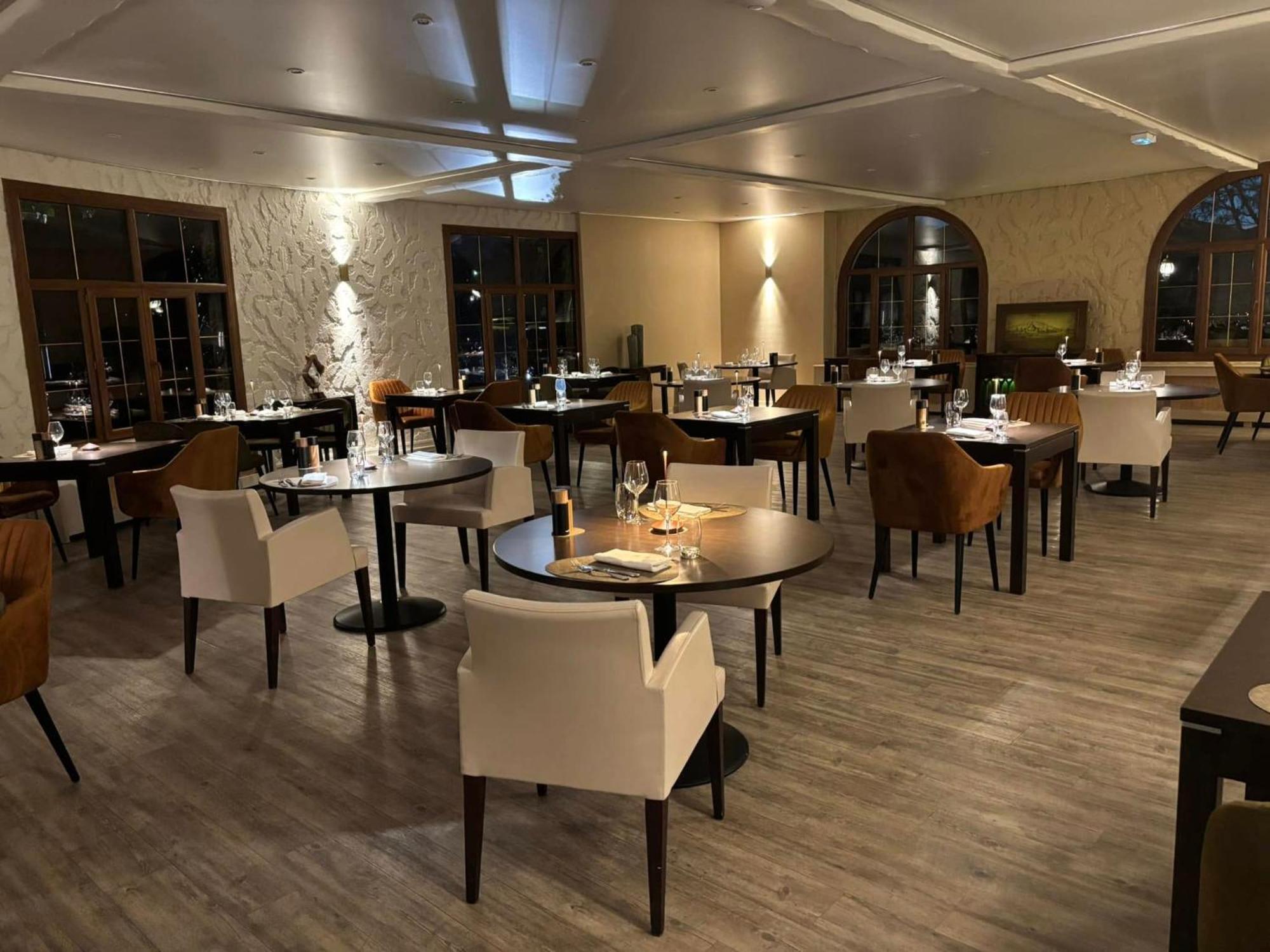Sure Hotel By Best Western Saint-Quentin Ouest Holnon Esterno foto