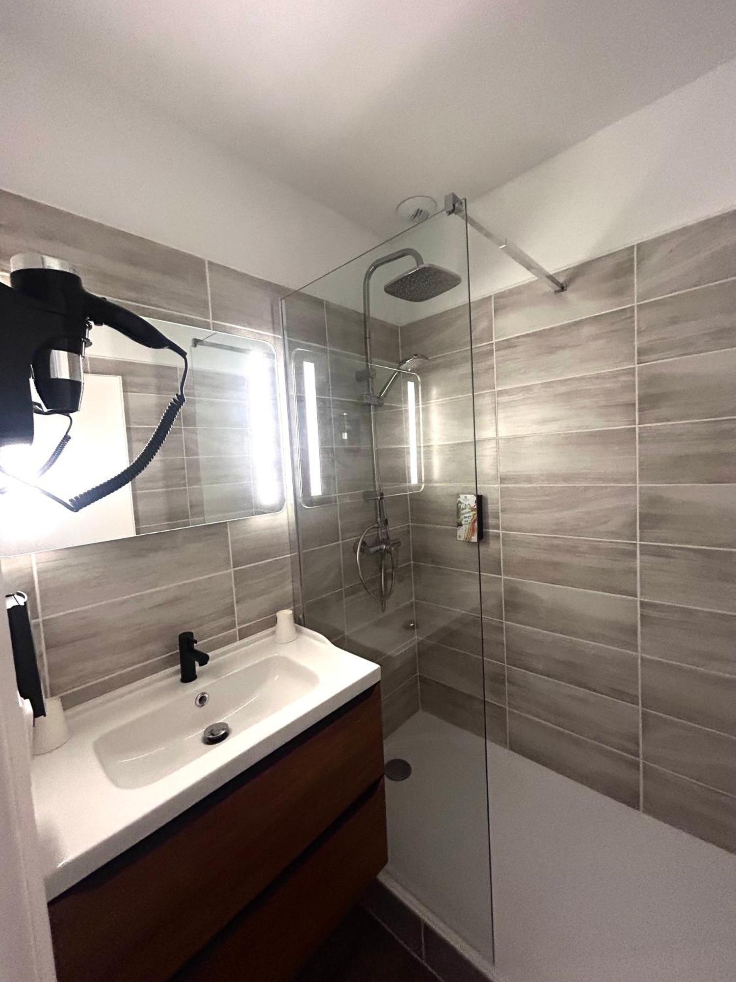 Sure Hotel By Best Western Saint-Quentin Ouest Holnon Esterno foto
