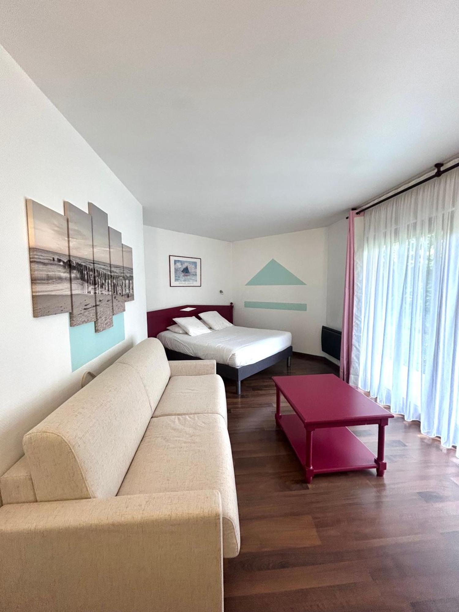 Sure Hotel By Best Western Saint-Quentin Ouest Holnon Esterno foto