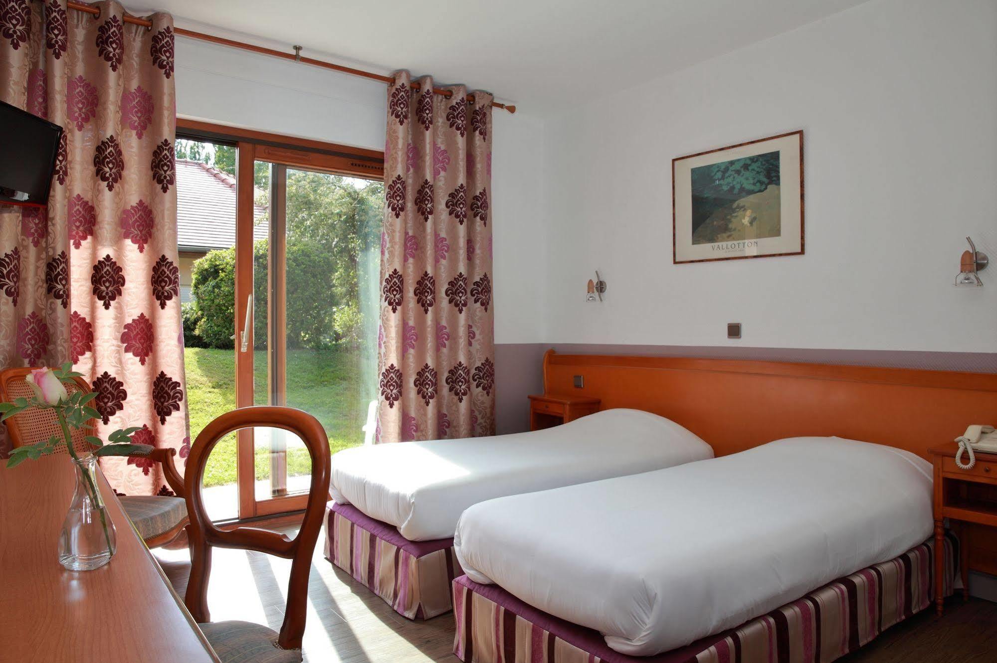 Sure Hotel By Best Western Saint-Quentin Ouest Holnon Esterno foto